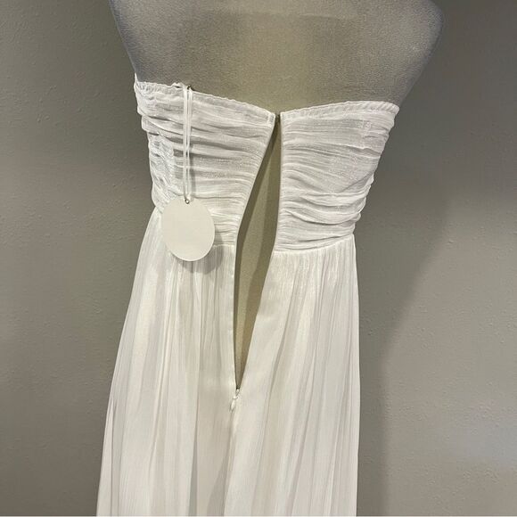 NEW STORIA if only bow bust midi dress in white Elegant White Strapless Dress - Picture 8 of 13